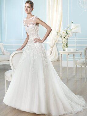 San Patrick by Pronovias Wedding Dress Halland